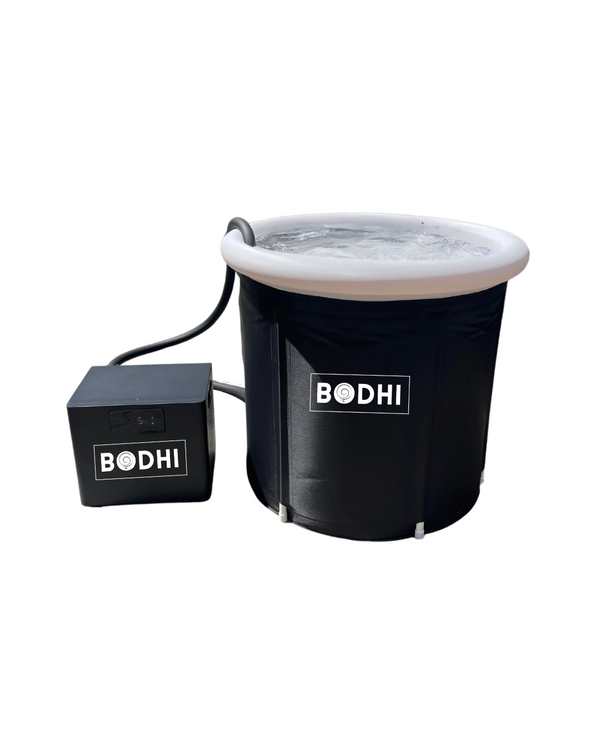 Este pack combina nuestra tina BODHI Pool con un mini chiller que enfría y mantiene el agua lista para tu ritual de inmersión diaria. Es ideal para deportistas, entrenadores y personas que practican icebath con regularidad.